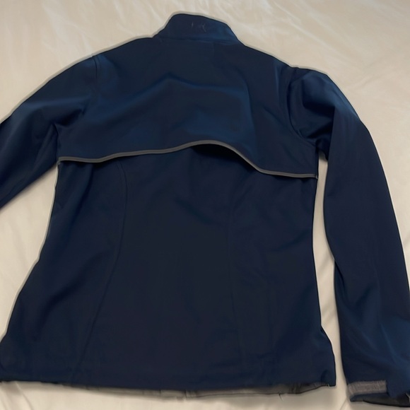 Cutter and Buck CB WeatherTec jacket - Picture 6 of 6